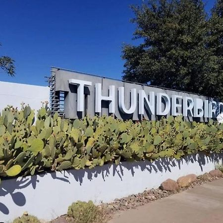 Thunderbird Hotel Марфа Экстерьер фото